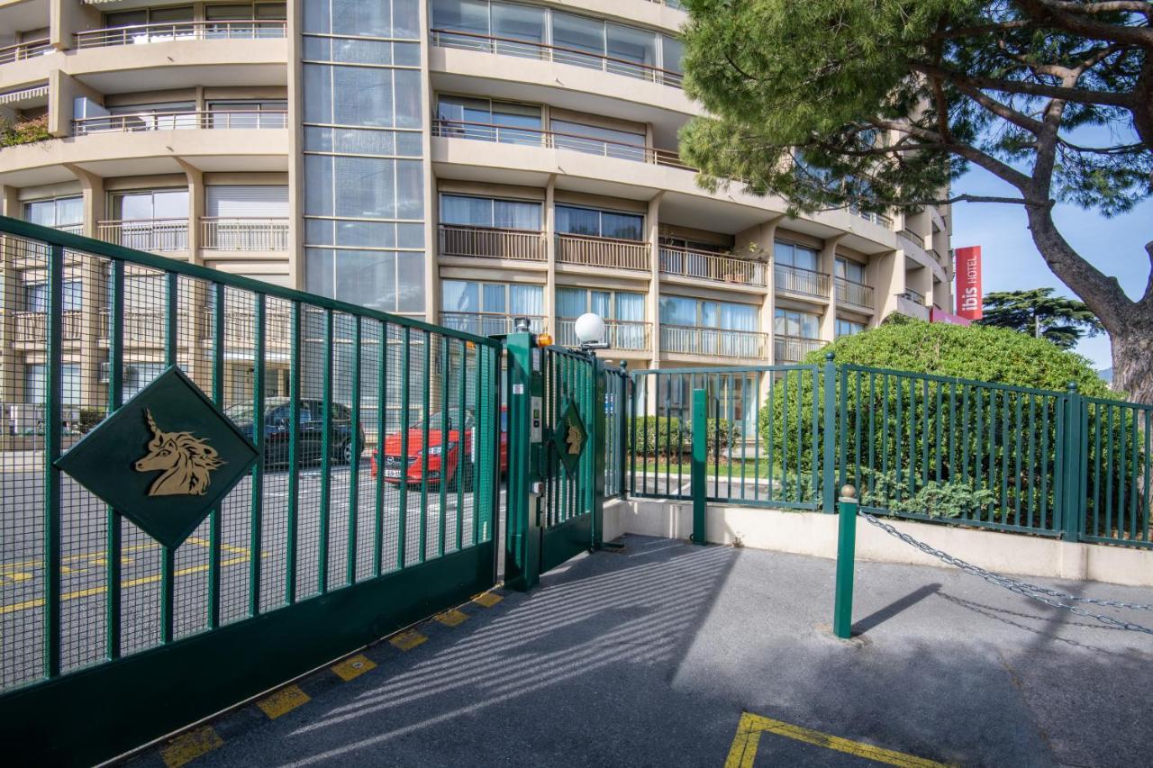 Ibis Cannes Plage La Bocca Hotel Exterior photo